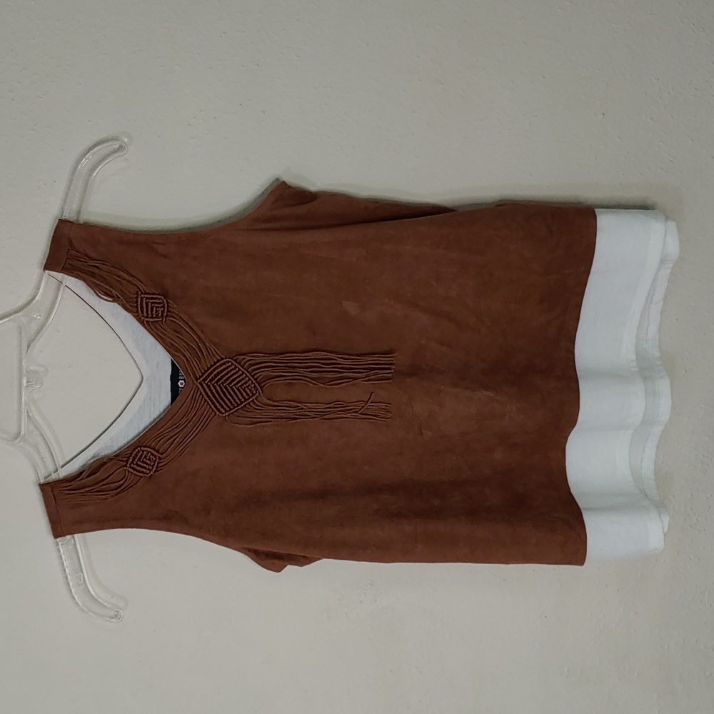Amy Byer Girls Size XL (16) Faux Suede Lined Tank